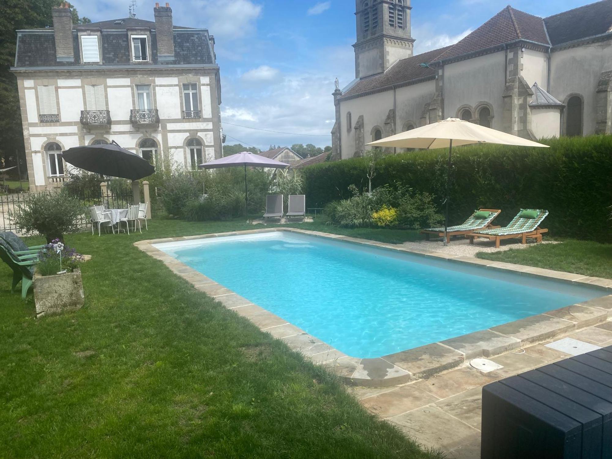 Le Chateau De Monthureux Le Sec Bagian luar foto